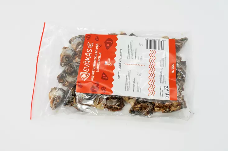 Eväkäs herkku Kuivattu särkikalanpää 70g - Koiran kuivatut lihaherkut - 6418142002082 - 1